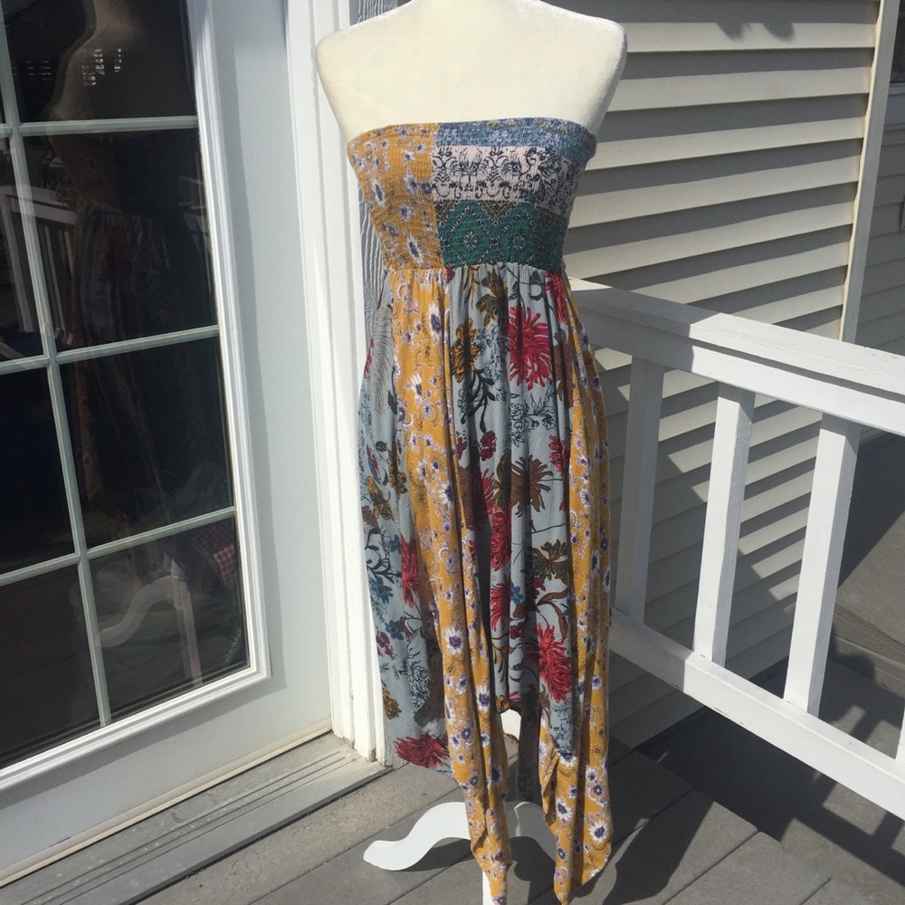 Umgee Strapless Dress. size S
